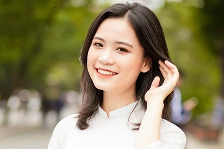  Cán bộ Đoàn xuất sắc, tiêu biểu Lê Ngọc Trinh. 