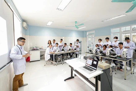 Hoạt động đào tạo của Đại học Quốc gia Hà Nội.