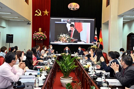 Hội thảo khoa học quốc tế  “Quản trị khủng hoảng thông tin trong bối cảnh đại dịch Covid-19”. 