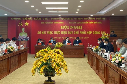 Toàn cảnh hội nghị.