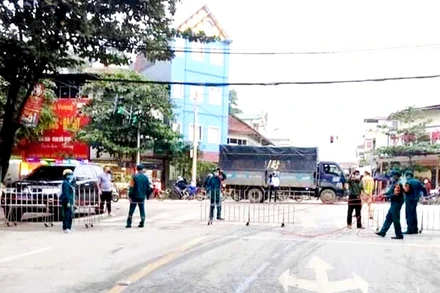 Dỡ bỏ phong tỏa chợ thị trấn Phố Ràng từ 0 giờ ngày 8/11.