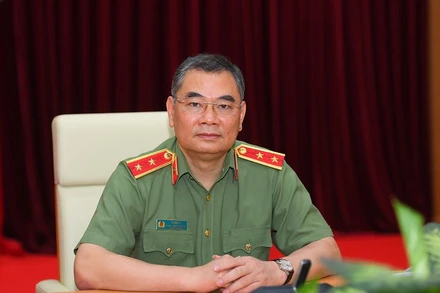 Trung tướng Tô Ân Xô cảnh báo về hoạt động mại dâm dưới hình thức “sugar baby - sugar daddy”. 