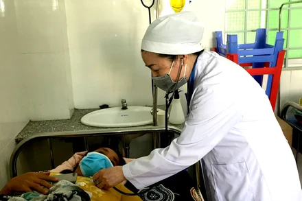 Chăm sóc sức khỏe ban đầu cho người dân phường An Phú, quận Ninh Kiều, TP Cần Thơ.