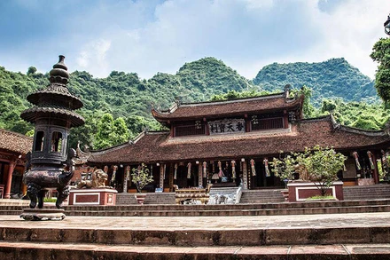 Các điểm du lịch vắng vẻ là hình ảnh quen thuộc của Hà Nội trong gần 2 năm qua.