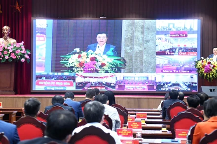 Quang cảnh hội nghị chiều 18/11.