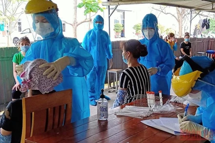 Thái Bình duy trì việc xét nghiệm có trọng điểm trong doanh nghiệp để phát hiện, bóc tách nhanh trường hợp nguy cơ.