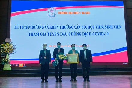 Ba tập thể có thành tích xuất sắc trong công tác phòng, chống dịch Covid-19 được nhận Bằng khen của Thủ tướng Chính phủ.