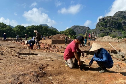 Vị trí khu vực khai quật khảo cổ ở phía nam đền vua Lê Đại Hành.