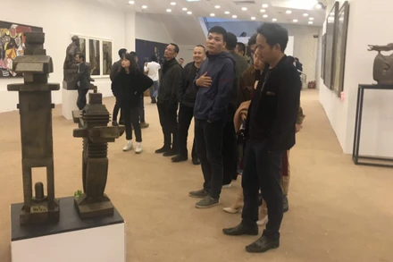 Triển lãm mỹ thuật toàn quốc 2020 để lại nhiều ấn tượng không đẹp cả về chất lượng nghệ thuật và công tác tổ chức. Ảnh: PHƯƠNG BÙI