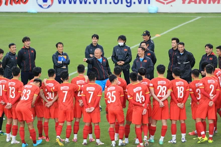 ĐT Việt Nam tập luyện trước trận đấu với Nhật Bản. (Ảnh: VFF)