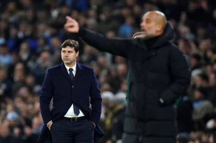 Mauricio Pochettino không gây ấn tượng trong thất bại 1-2 trước Man City của Pep. (Ảnh: Sky Sports)