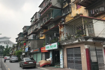 Các chung cư cũ đang được thành phố Hà Nội đang khẩn trương xây dựng 3 kế hoạch cải tạo, xây dựng lại trong giai đoạn 2021 - 2025 và những năm tiếp theo. (Ảnh: Ngọc Sơn)