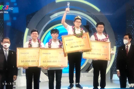 Nguyễn Hoàng Khánh trở thành nhà vô địch leo núi năm thứ 21.