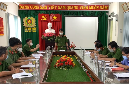 Đại tá Phạm Thật, Phó Giám đốc Công an tỉnh Bình Thuận, Thủ trưởng Cơ quan Cảnh sát điều tra, chỉ đạo Công an huyện Tuy Phong điều tra làm rõ vụ việc.