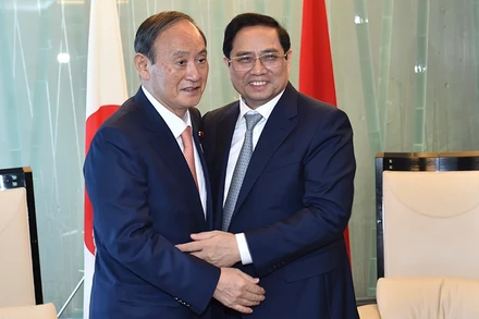 Thủ tướng Chính phủ Phạm Minh Chính đã tiếp cựu Thủ tướng Nhật Bản Suga Yoshihide. (Ảnh: VGP)