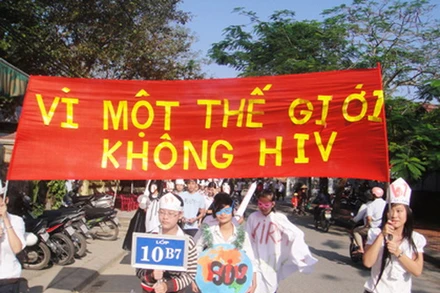 Nhiều hoạt động truyền thông diễn ra trong Tháng Hành động phòng, chống HIV/AIDS hằng năm.