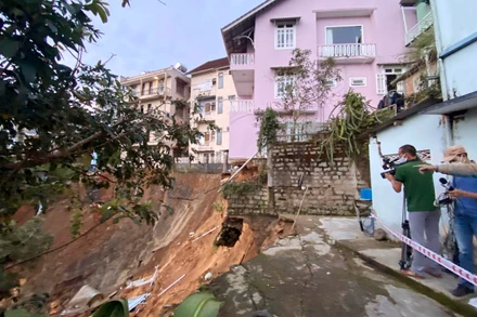 Hiện trường sự cố sạt lở.