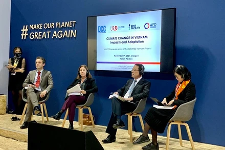 Giới thiệu "Báo cáo biến đổi khí hậu ở Việt Nam - tác động và thích ứng" tại COP26.