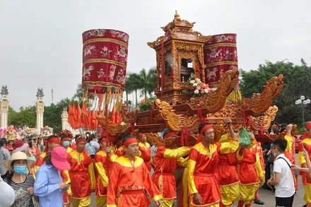 Lễ hội Bạch Đằng.