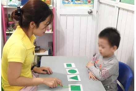 Can thiệp sớm giúp trẻ tự kỷ học được các kỹ năng cần thiết.