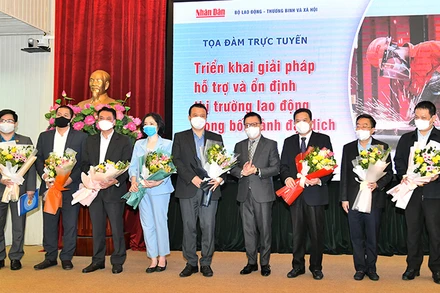 Tọa đàm trực tuyến về giải pháp hỗ trợ, ổn định thị trường lao động trong bối cảnh đại dịch