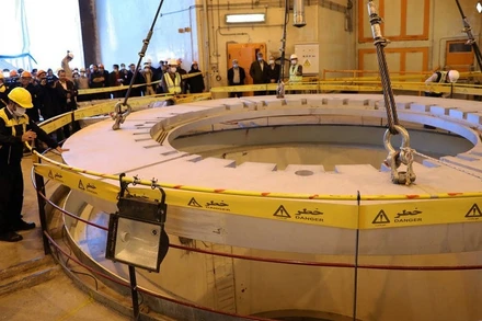 Lò phản ứng hạt nhân nước nặng Arak, phía nam thủ đô Tehran của Iran. (Ảnh: Reuters)