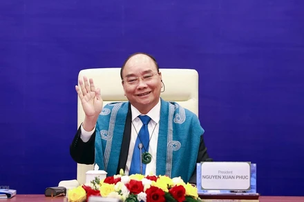 Chủ tịch nước Nguyễn Xuân Phúc tại điểm cầu Hà Nội. (Ảnh: TTXVN)