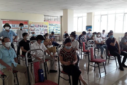 Theo dõi sau tiêm chủng tại Bệnh viện đa khoa tỉnh Thanh Hóa.