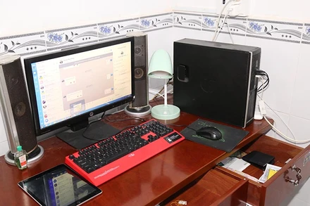 Tang vật liên quan đến đường dây đánh bạc vừa được triệt phá tại Sóc Trăng.