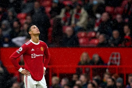 Ronaldo là một phần nguyên nhân dẫn đến quỹ lương MU tăng phi mã. (Ảnh: Archyworldys) 