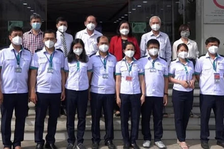 Ra mắt Đội đặc nhiệm kiểm dịch. 