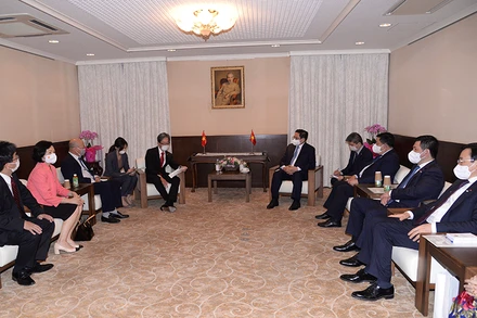 Thủ tướng Phạm Minh Chính tiếp lãnh đạo Tập đoàn Sojitz, Nhật Bản cùng Công ty cổ phần Sữa Việt Nam (Vinamilk).