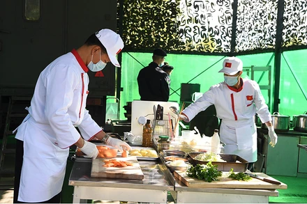 Đội tuyển Bếp dã chiến QĐND Việt Nam đã thi đấu khởi sắc và đạt kết quả tốt. Ảnh: TRỌNG HẢI