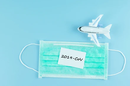 Luôn nhớ đeo khẩu trang trong hành trình của bạn (Ảnh: Getty Image)