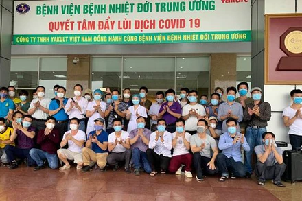 183 công dân từ Guinea Xích đạo về nước âm tính, hết cách ly y tế