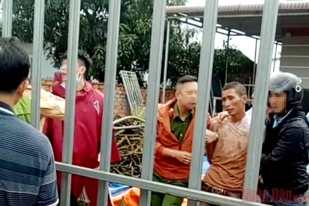 Lực lượng chức năng bắt Nguyễn Quang Thoại sau hơn hai giờ gây án.