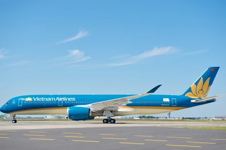 VNA dừng 27 chuyến bay đến Thanh Hóa và Nghệ An do bão số 2