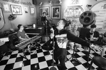 Tùng Dương phiêu cùng Tuấn Nam trước đêm Fusion Jazz tối 16-8.