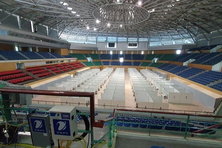 Thực hiện trên nền hạ tầng khu liên hợp thể thao nên VNPT phải cải tạo khá nhiều hạng mục để phù hợp với tiêu chuẩn y tế.