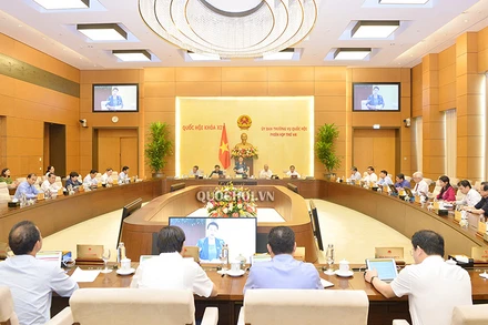Toàn cảnh phiên họp thứ 46 của Ủy ban Thường vụ Quốc hội.