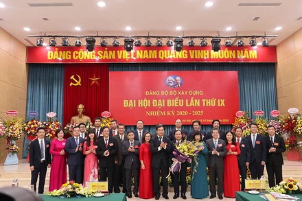 Ban Chấp hành Đảng bộ Bộ Xây dựng khóa IX, nhiệm kỳ 2020 - 2025 ra mắt.