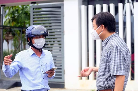 PGS, TS Trần Như Dương triển khai công tác truy vết F1 tại Đà Nẵng.