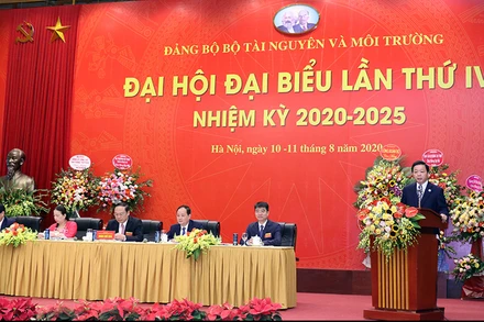 Bộ trưởng Trần Hồng Hà phát biểu chỉ đạo tại Đại hội. Ảnh: Đình Trung