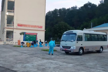 142 công dân đã hoàn thành thời gian cách ly tại cơ sở cách ly tập trung tỉnh Nam Định (thị trấn Gôi, huyện Vụ Bản).