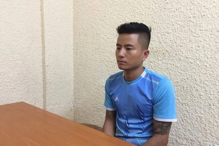 Đối tượng trộm tiệm vàng tại cơ quan điều tra. 