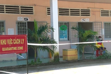Khu cách ly tập trung tại Trung tâm Y tế huyện Hồng Ngự (cơ sở cũ). 