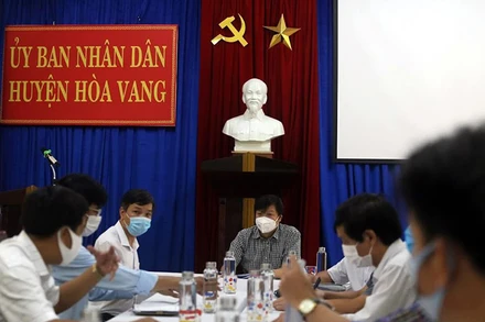 PGS, TS Trần Như Dương tại buổi làm việc với UBND huyện Hòa Vang.