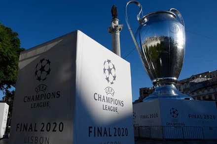 “Thời” của PSG hay “Thế” của Bayern Munich?