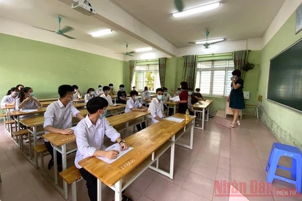 Thí sinh Kỳ thi tốt nghiệp THPT 2020 tại Điểm thi Trường THPT Minh Châu (Yên Mỹ, Hưng Yên)