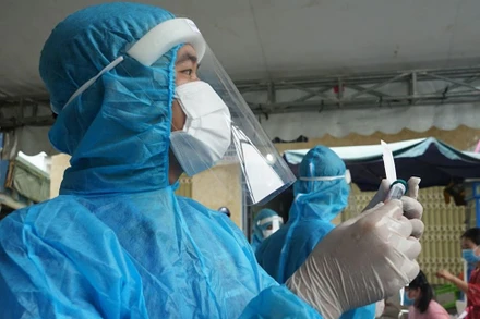 Thêm bảy ca Covid-19, Hà Nội có một ca tại Phú Thượng